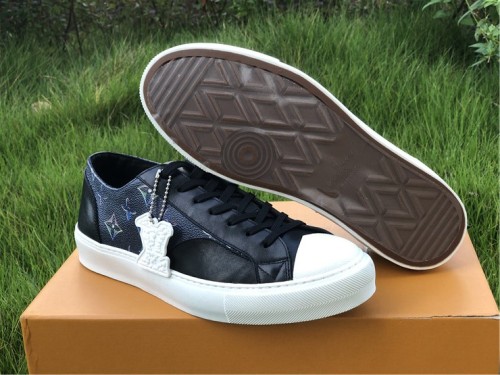 Authentic LV Low shoes White/Black
