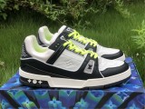 Authentic LV Low shoes White/Black