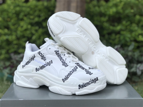 Authentic Balenciaga Triple s White/Black words