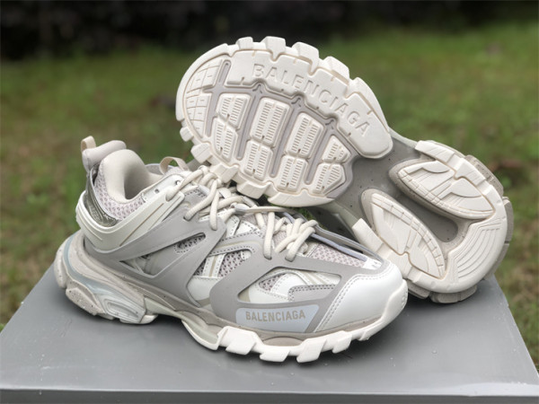 Authentic Balenciaga Track Sneaker 3.0 Beige