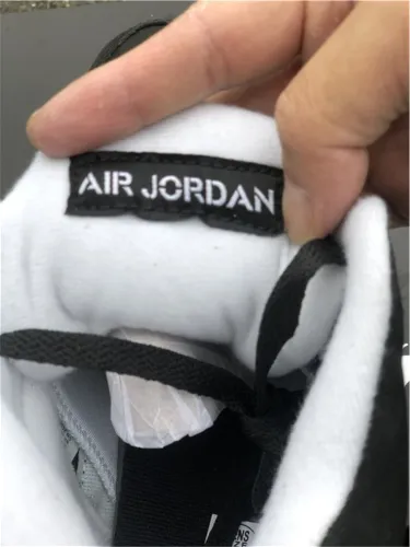 Authentic Air Jordan 5 “Oreo”