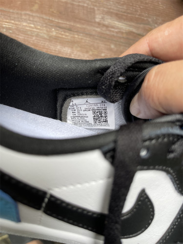 Authentic Air Jordan 1 Low OG “UNC”