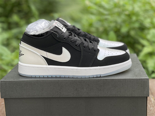 Authentic Air Jordan 1 Low Black/White/Grey