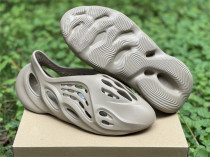 Authentic Yeezy Foam Runner MIST