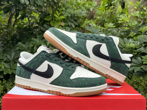 Authentic Nike SB Dunk Low “SKU” White/Green