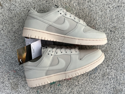 Authentic Nike SB Dunk Low “Light Orewood Brown”