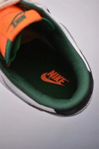 Authentic Nike SB Dunk Low Green/Grey
