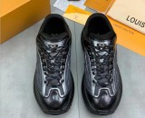 Authentic LV shoes  (1）