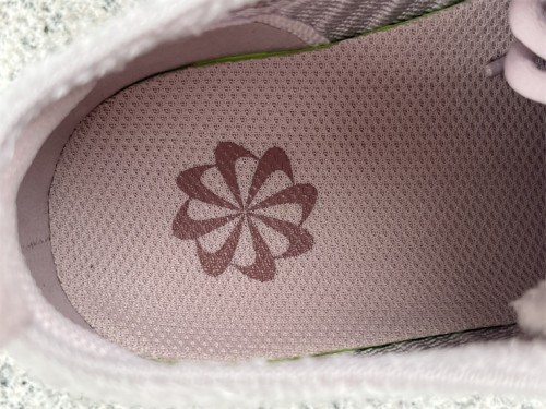 Authentic Nike Air Max Scorpion White Light Pink