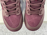 Authentic Nike SB Dunk Low  Valentine's Day