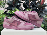 Authentic Nike SB Dunk Low  Valentine's Day