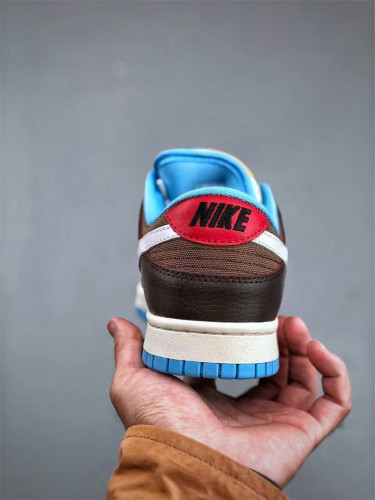 Authentic Nike SB Dunk Low White/Brown