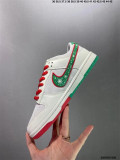 Authentic UN X Nike SB Dunk Low Christmas Day