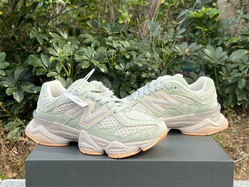 Authentic New Balance 9060 (22)