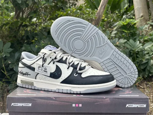 Authentic Nike SB Dunk Low Wolf Grey/White