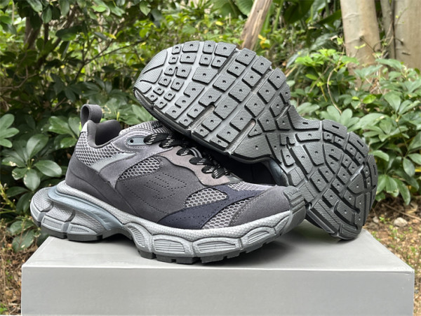 Authentic Balenciaga 3XL Sneaker (28)