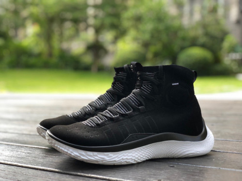 Authentic CURRY 4 FLOTRO Black/White
