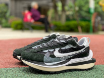 Authentic VaporWaffle-Sacai Black/White