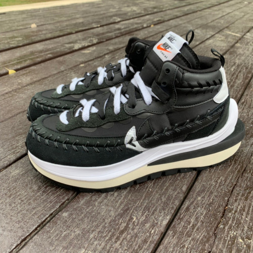 Authentic Sacai X Jean Paul Gaultier X Nike Black/White