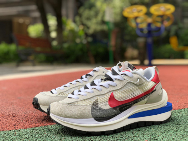 Authentic VaporWaffle x Sacai White/Blue/Red