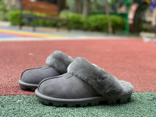Authentic UGG Coquette Slipper (2)