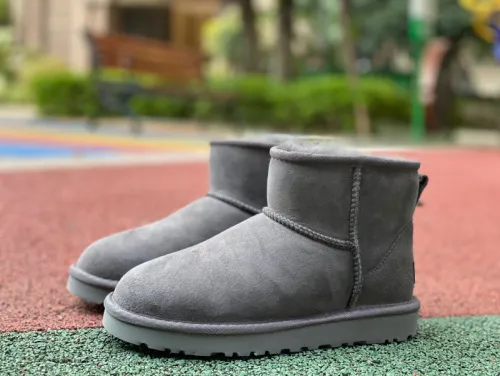 Authentic UGG Ultra Mini (8)