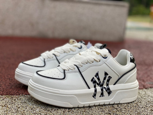 Authentic MLB Chunky Liner Mid Classic Monogram (11)