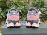 Authentic New Balance 9060 (25)