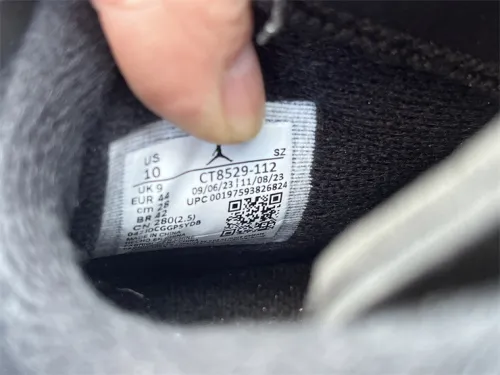 Authentic Air Jordan 6 “Reverse Oreo”