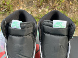 Authentic Air Jordan 1 Retro High OG “Green Glow”