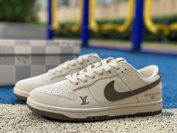 Authentic Nike Dunk Low Retro x Louis Vuitton White/Light Beige
