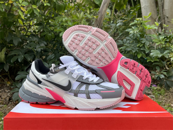 Authentic Nike V2K RUN White/Grey/Black