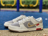 Authentic Nike Dunk Low x supreme White/Grey/Coffee