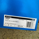 Authentic adidas originals OZTHEMIS (1)