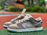 Authentic  Nike SB Dunk Low Big Money Savings Brown