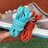 Authentic  Nike SB Dunk Low Big Money Savings Brown