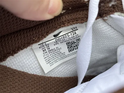 Authentic Nike Dunk Low Brown/White
