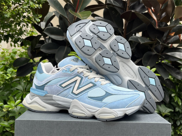 Authentic New Balance 9060 (42)