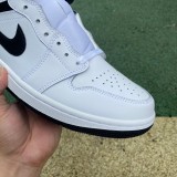 Authentic Nike Air Jordan 1 Mid White/Black