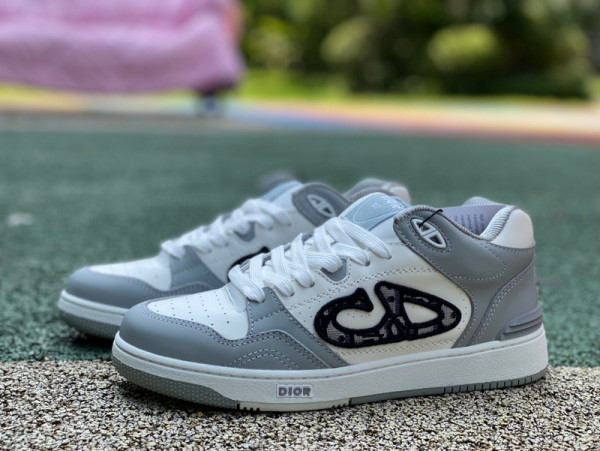 Authentic Dior B57 Mid Oblique Grey/White