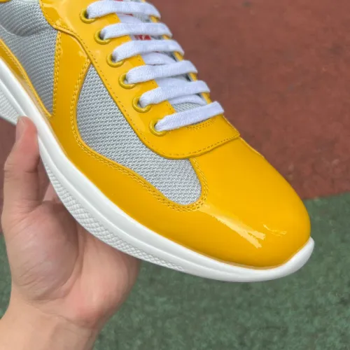 Authentic Prada Galzature Uomo Yellow