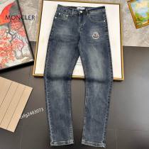 Moncler Jeans (3)