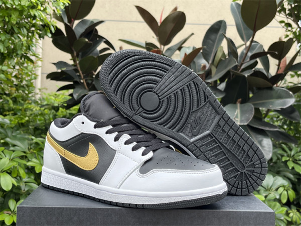 Authentic Air Jordan 1 Low White/Metallic Gold-Black