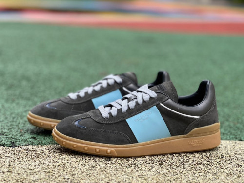 Authentic Valentino Sneakers Black/Blue