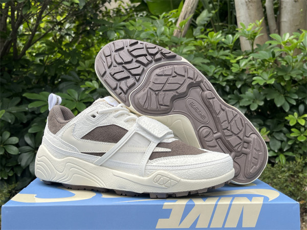 Authentic Travis Scott x Nike Zoom Field Jaxx Brown/White