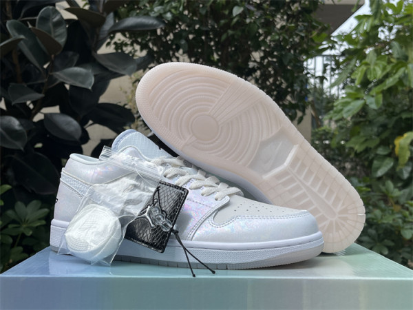 Authentic Air Jordan 1 Low WMNS CNY Football Grey White