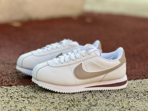 Authentic Nike Cortez White/Platinum Violet