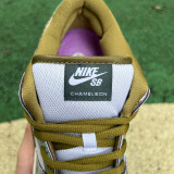 Authentic Nike Dunk Low Oil green/White