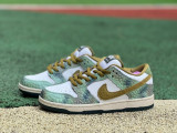 Authentic Nike Dunk Low Oil green/White