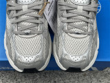 Authentic adidas originals Astir Silver Grey